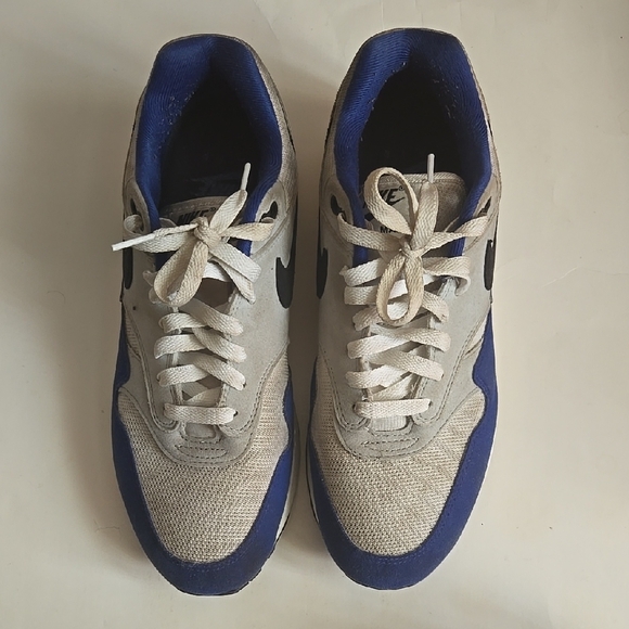 Nike Men's Blue and Gray Sneakers - Picture 2 of 5